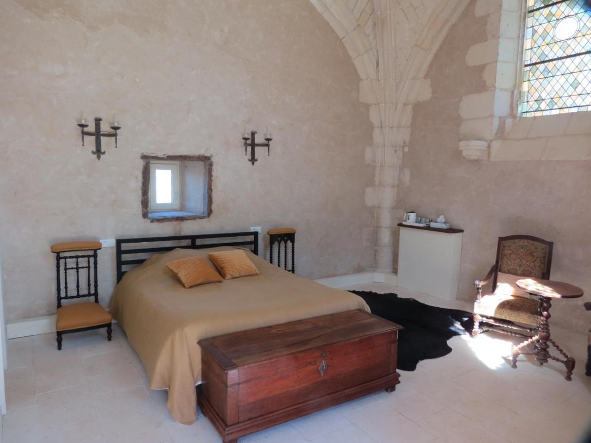 Le Chatelet Thilouze Extérieur photo