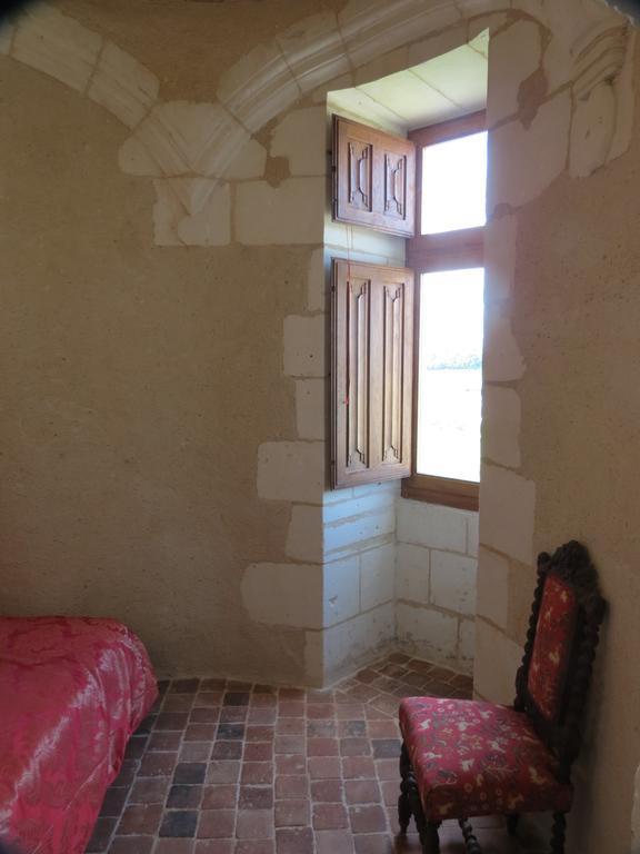 Le Chatelet Thilouze Extérieur photo